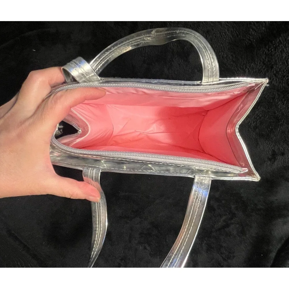 Mary Kay insulated silver tote bag - Embossed hearts - Lunch/Cosmetic 12"H x 11W - Picture 5 of 8